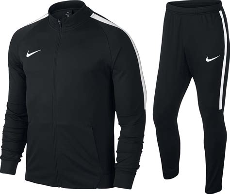 nike trainingspakken voetbal|Voetbal Trainingspakken .